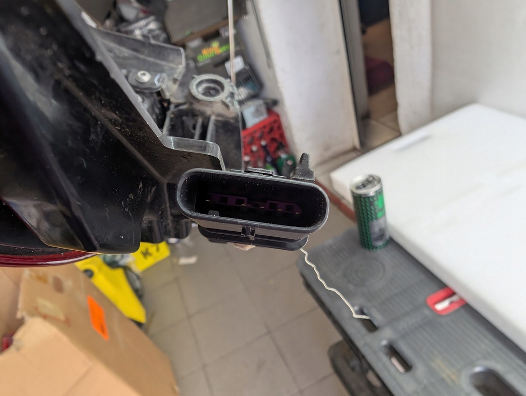 фото №14, Volvo v60 ii лампа права задня правий задня 32291359