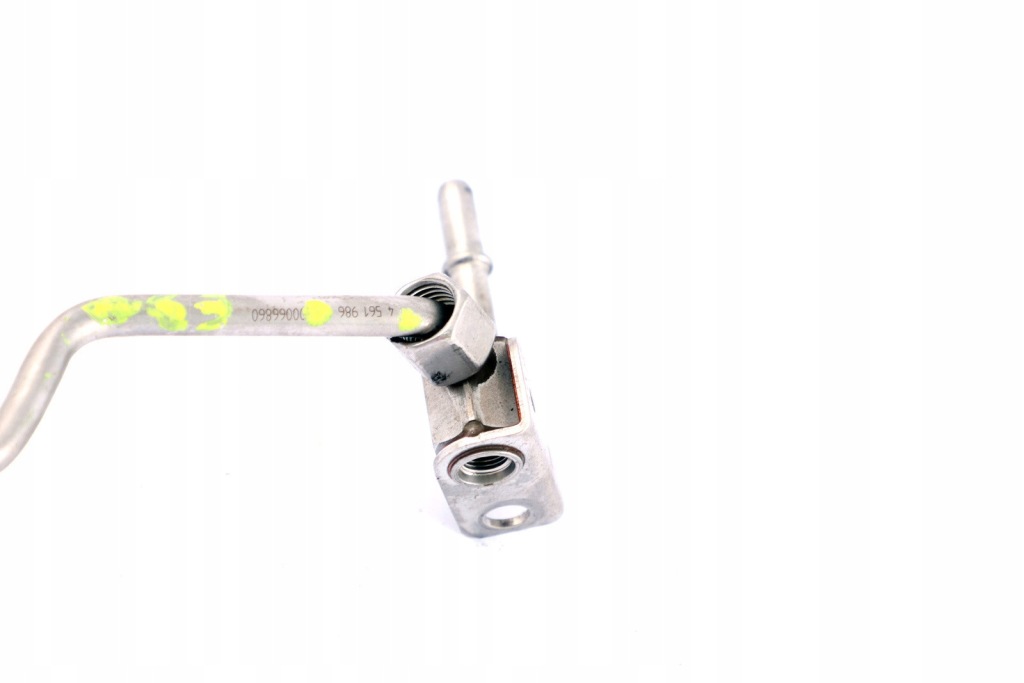 Bmw e60 e81 e87 e90 lci n43 бензин шланг пабтрубок  труба топлива 7562475 Оригинал