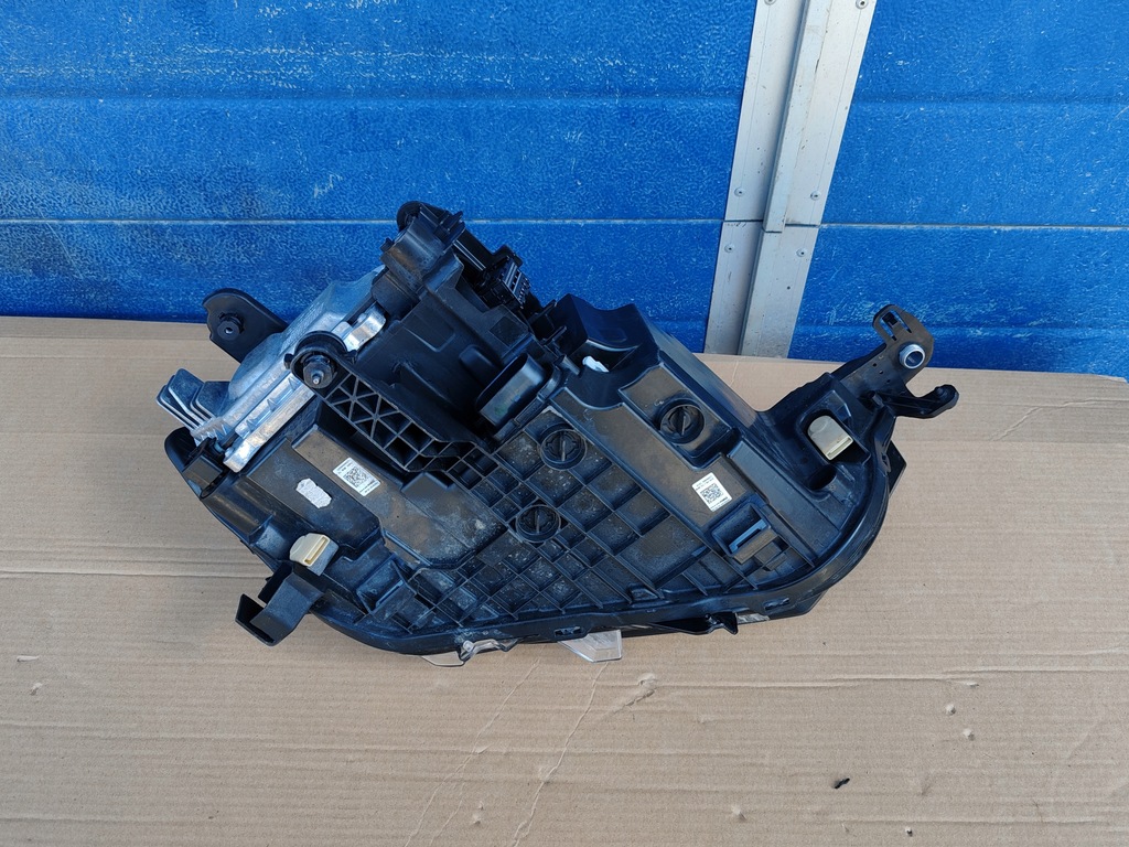 фото №5, Лампа vw t-roc full led matrix-beam 2ga941035am b.ładna