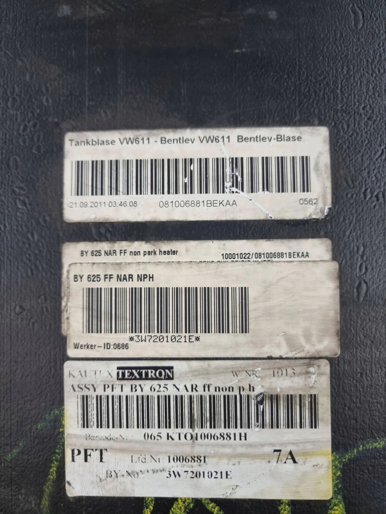 фото №12, Bentley continental 2012 бак топлива