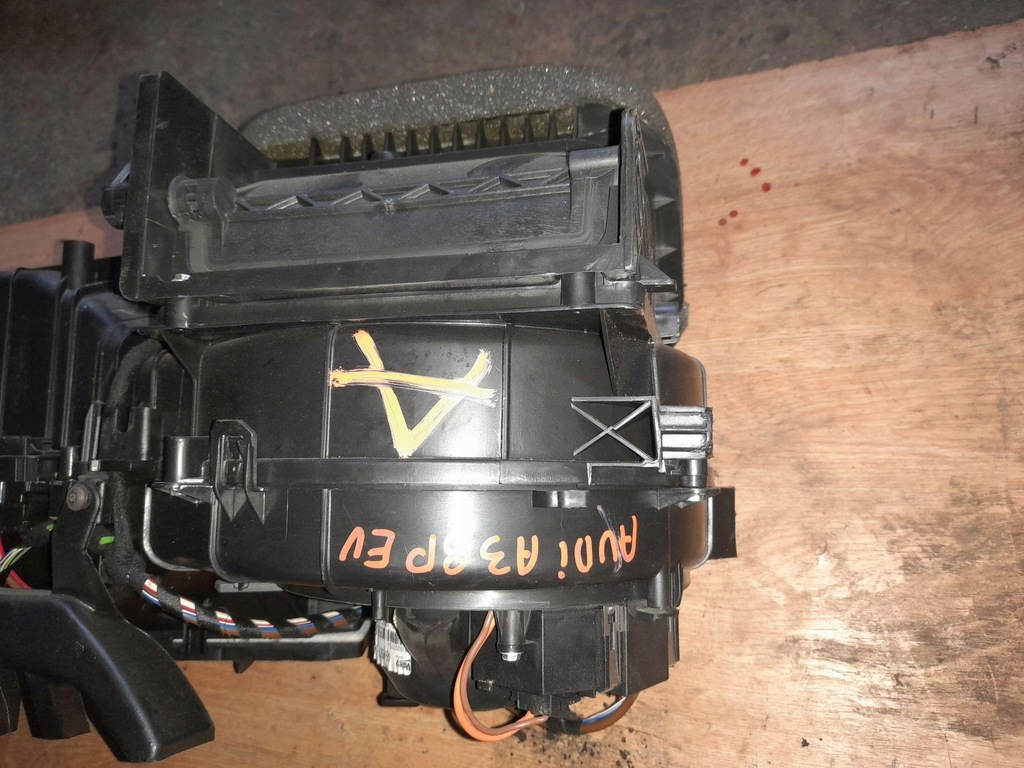 фото №9, Отопитель kombajn audi a3 8p fl 8p1820003n _07