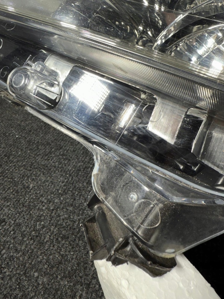 Peugeot 208 12-15 1 1 фара перед передняя левая линза led 1609697180 оригинал Доставка