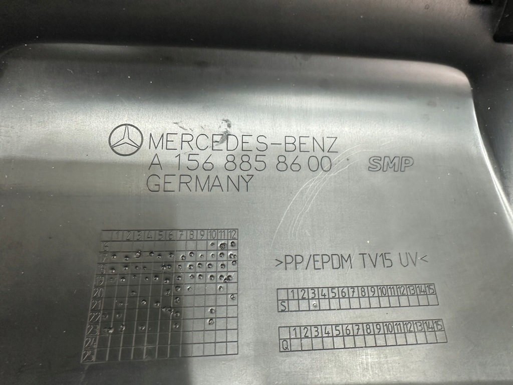 фото №9, Решітка середня решітка радіатора бампера mercedes x156 gla amg a1568858600 nowa