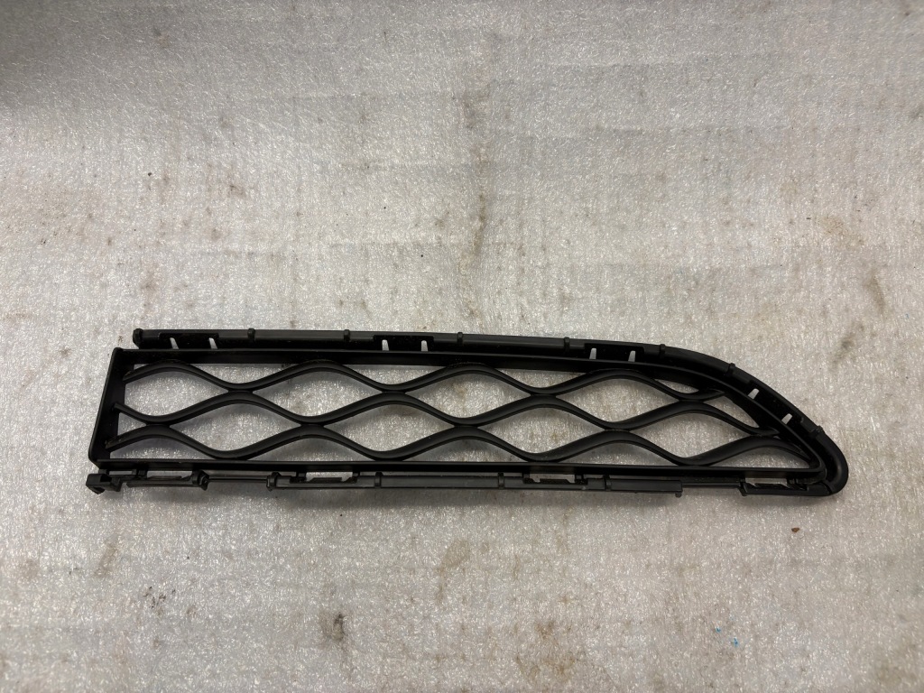 Купить Решётка левый перед mg hs