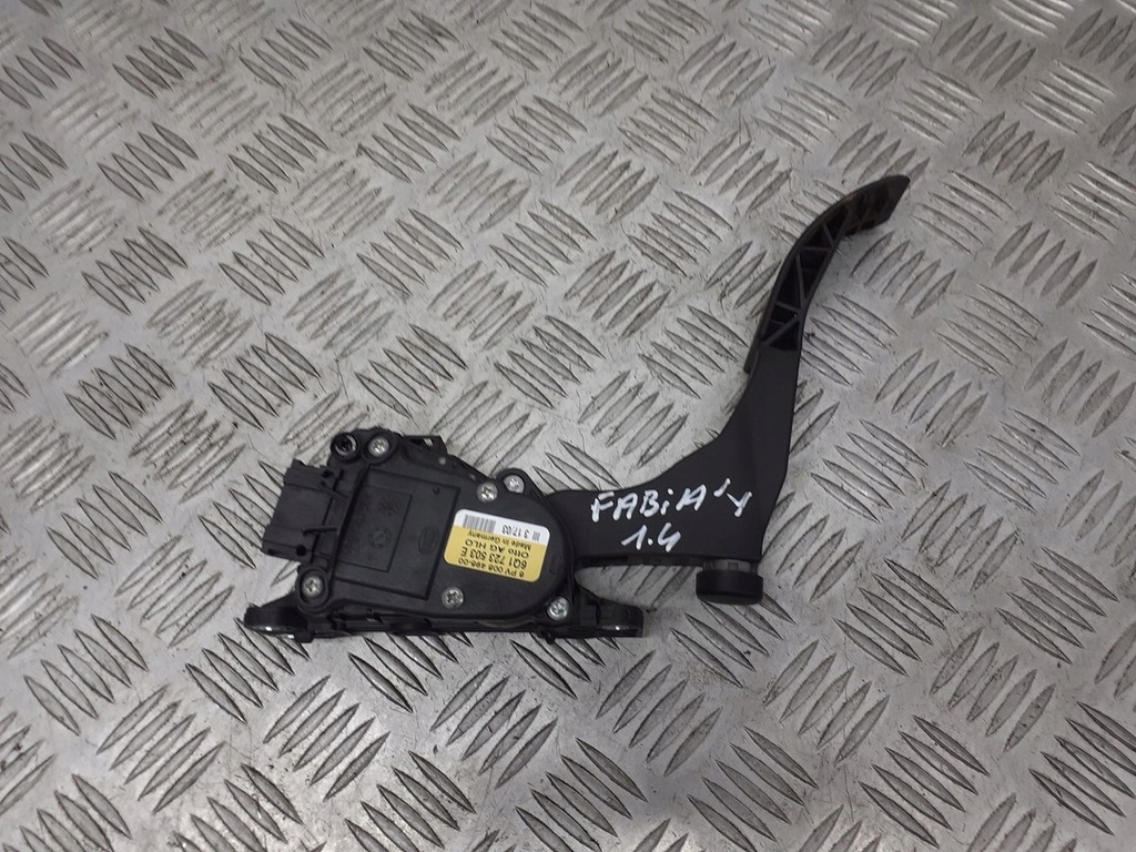 фото №7, Потенциометр газа skoda fabia i 1.4