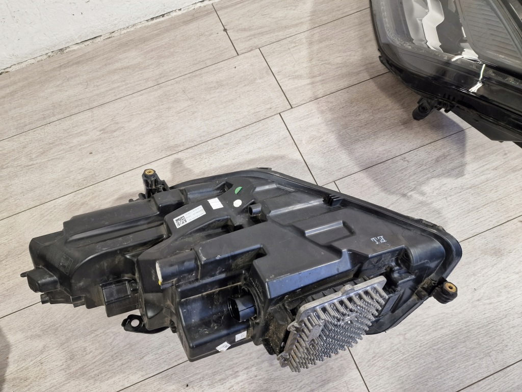 Jaguar e-pace фара левая правый  full led fullled Оригинал