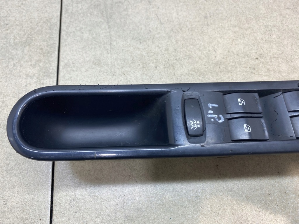 фото №4, Панель окон левый перед renault espace iv