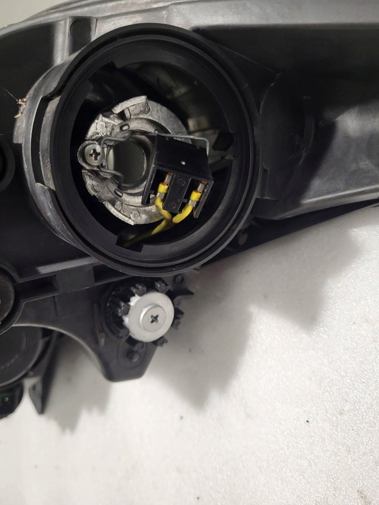 фото №9, Kia sportage iii линза zw лампа левый перед 92101-3u210