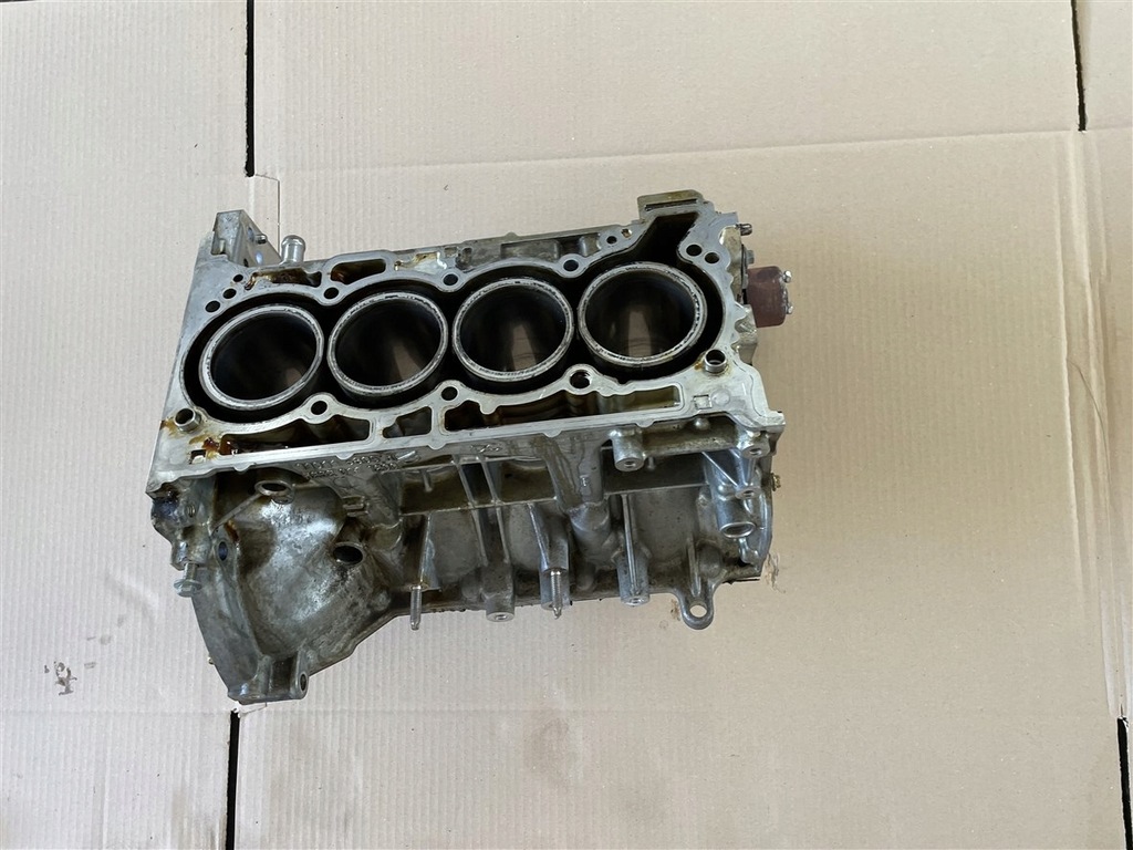 фото №1, Блок двигуна 110116806r renault captur 1.3 tce h5hb470