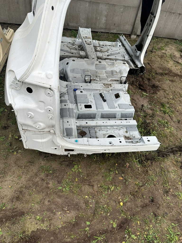 фото №6, Крыло левый задняя, четверть задняя, крыло, блок двигателя mercedes eqa w243 c149