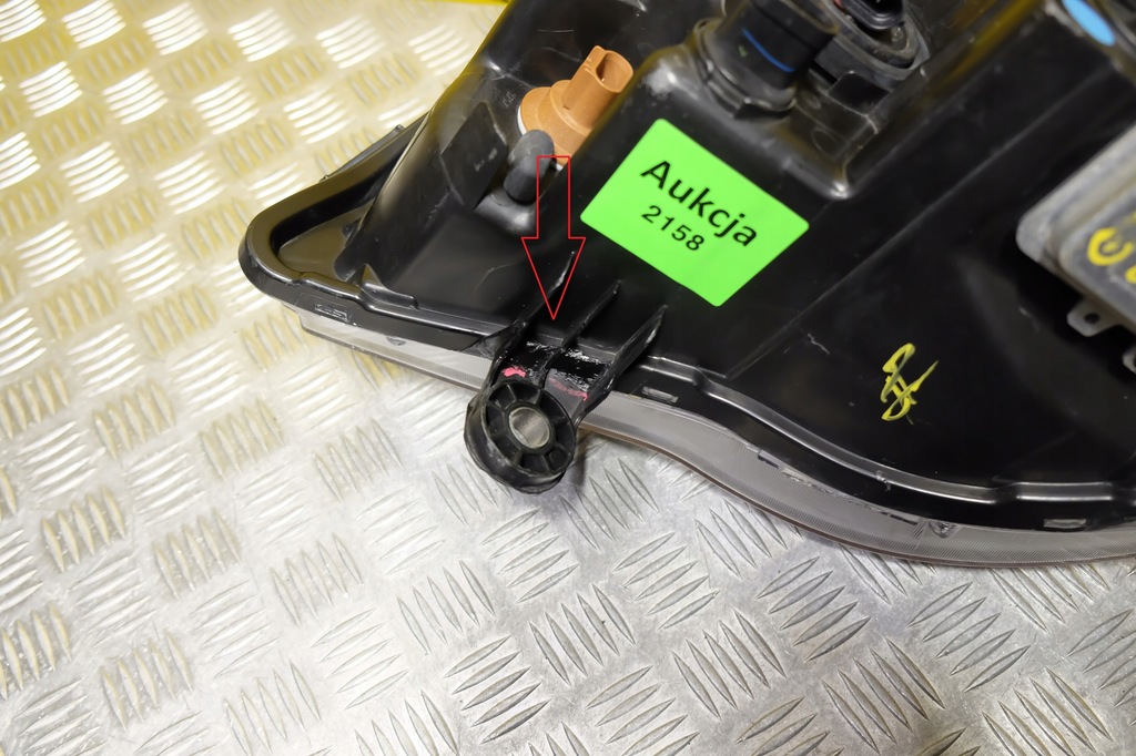 фото №15, Chrysler voyager town country 2007- фара лампа ксенон r usa