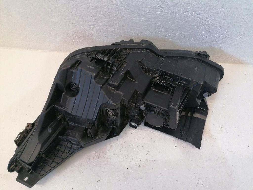 фото №10, Kia ev6 лампа передня права 92102-cv130