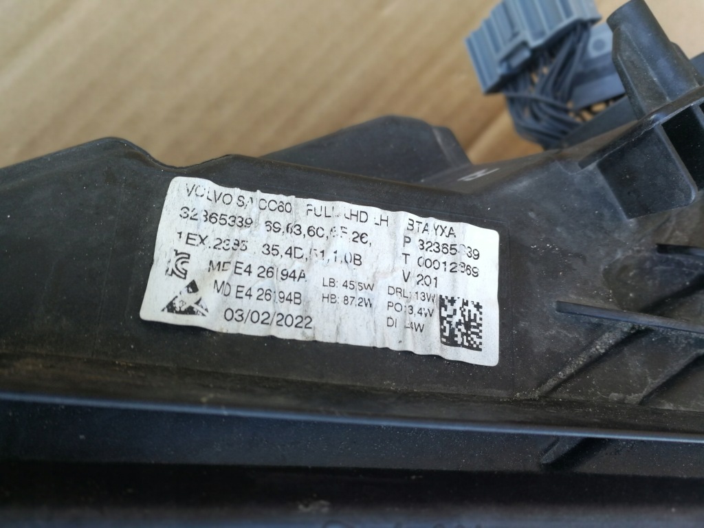 Volvo v60 s60 2 18- фара левая перед full led 32365339 европа Киев