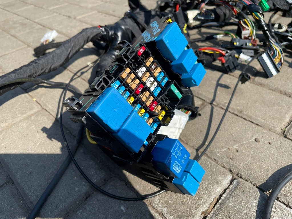 фото №4, Renault captur i електропроводка салону lift