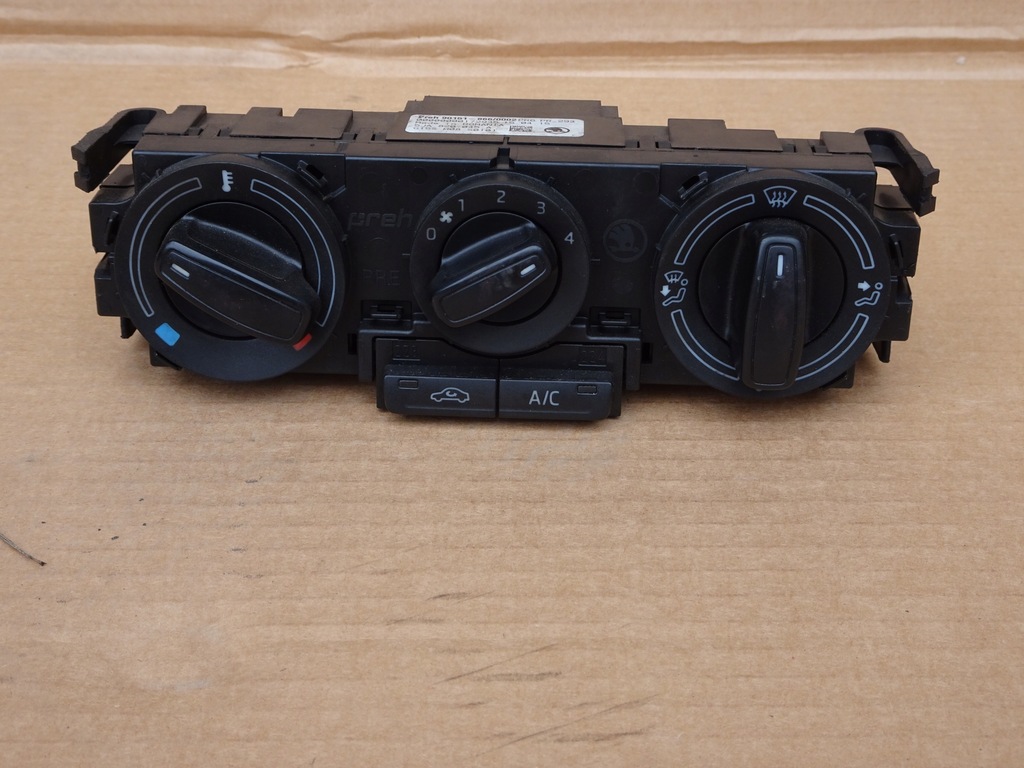 фото №1, Skoda rapid панель кондиціонера 5ja820045a