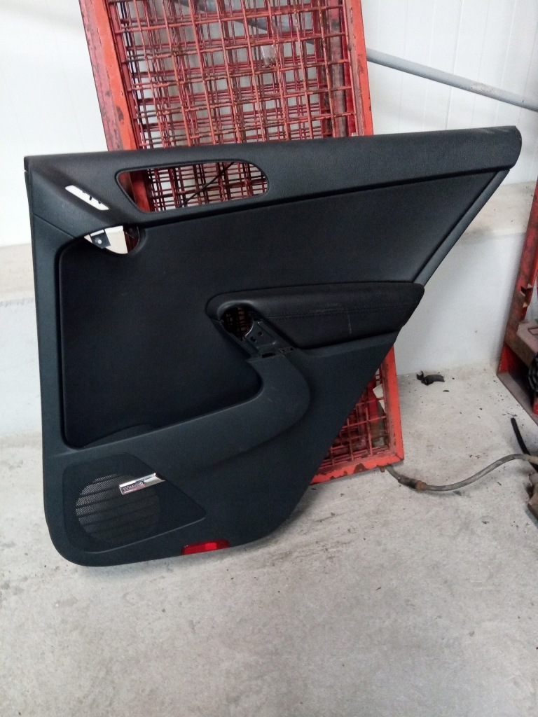 фото №9, Vw tiguan обшивки двері перед задня комплект шкіра