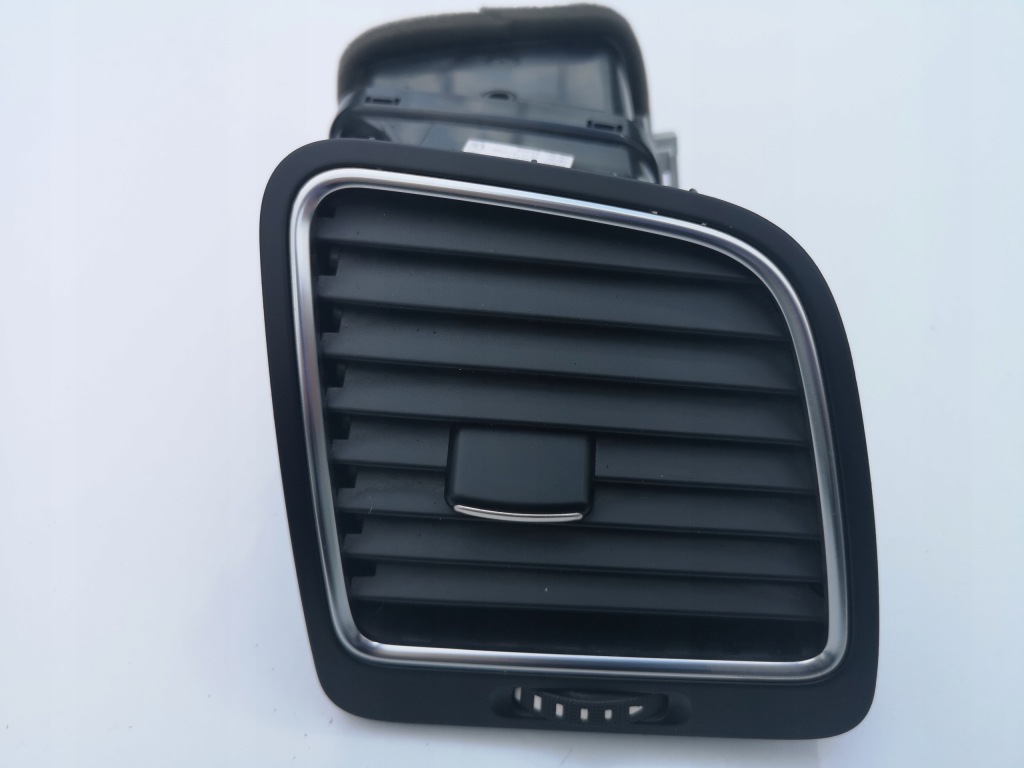 фото №1, Vw sharan решётка обдув правая 7n0819704d