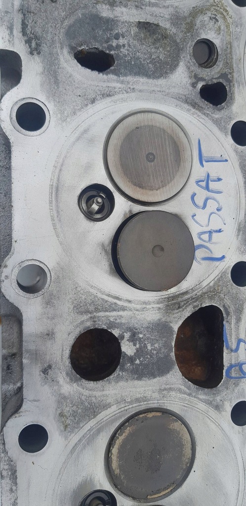 фото №13, Головка двигуна 2.3 v5 agz 071103373h