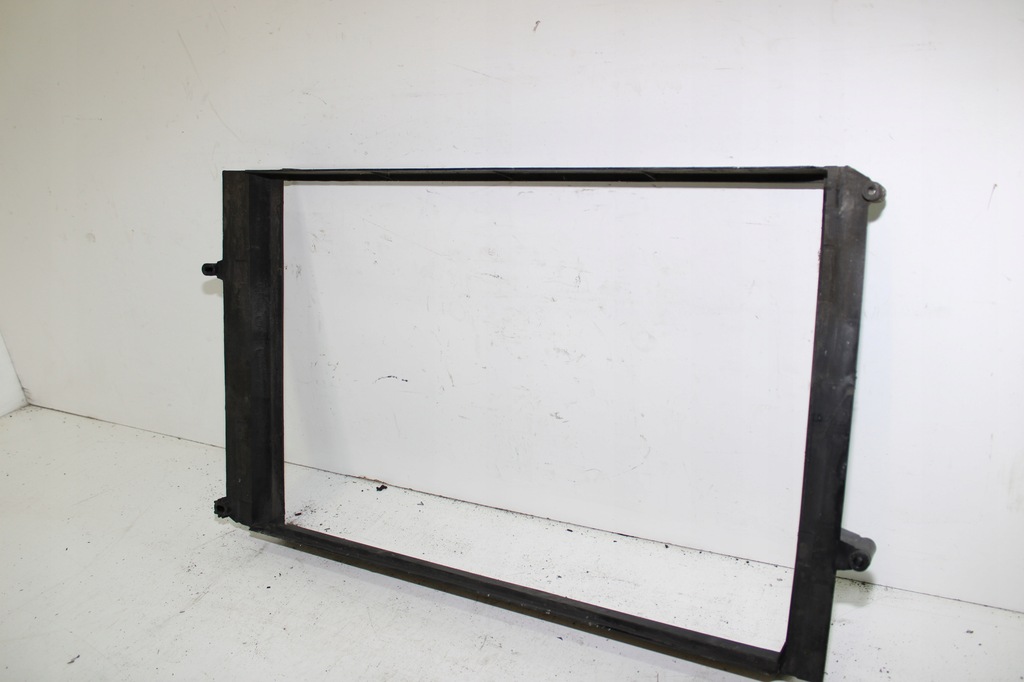 фото №5, Рамка радиатора volvo s60 2.4b 01r sedan 9492961