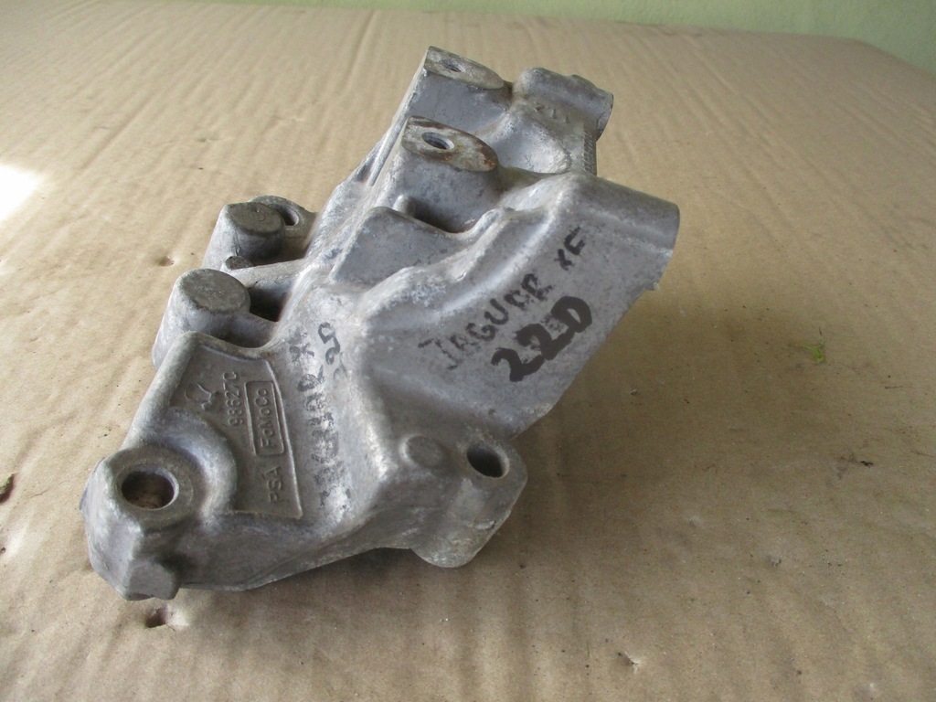 фото №4, Кронштейн двигуна 9656597780 jaguar xf 2.2
