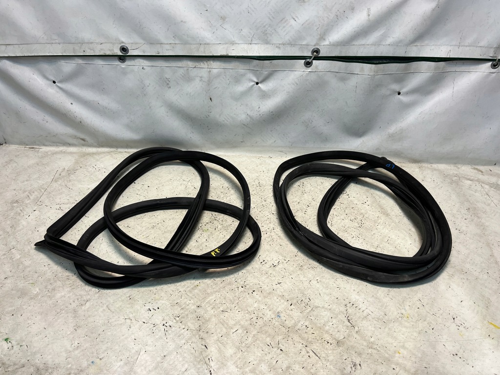 фото №1, Ssangyong korando iii 10- прокладка дверь перед