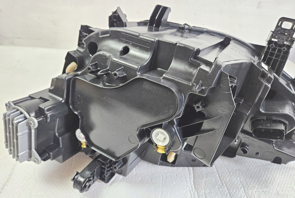 фото №10, Права лампа перед vw id4 id.4 2020- 11b941036d full led