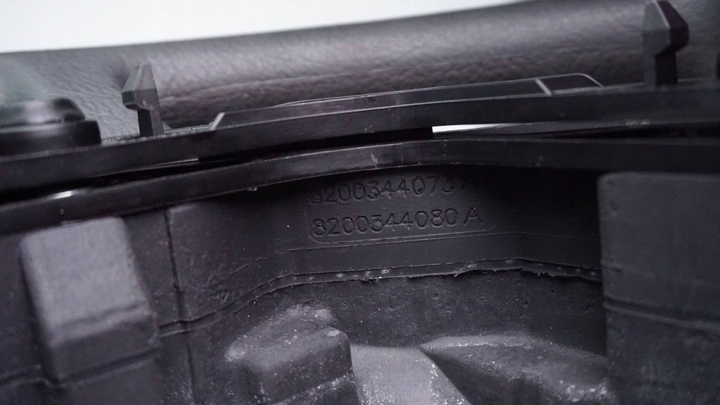 фото №3, Воздуховод кожаный renault clio iii 8200344073