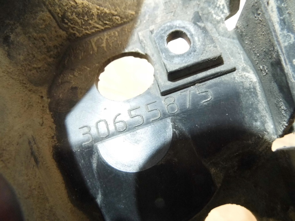 фото №7, Volvo v50 s40 ii 2.0d 06' напрямна бампера лівий правий перед 30655875