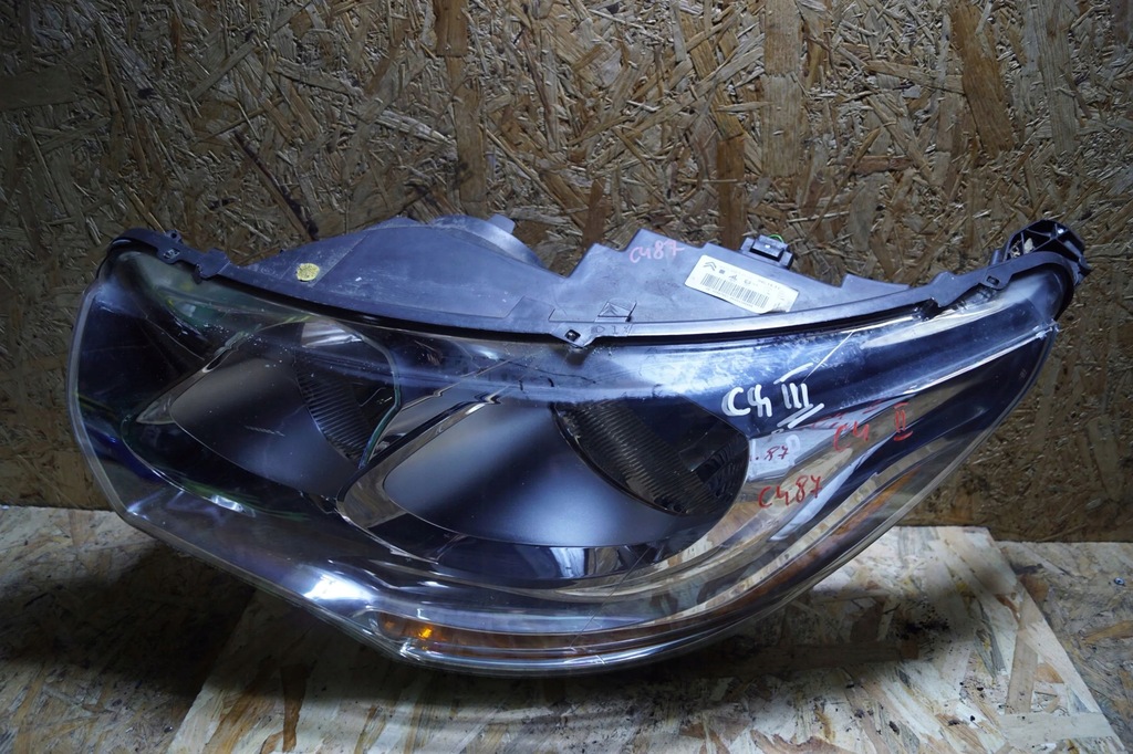 фото №9, Citroen c4 ii лампа левая перед uk