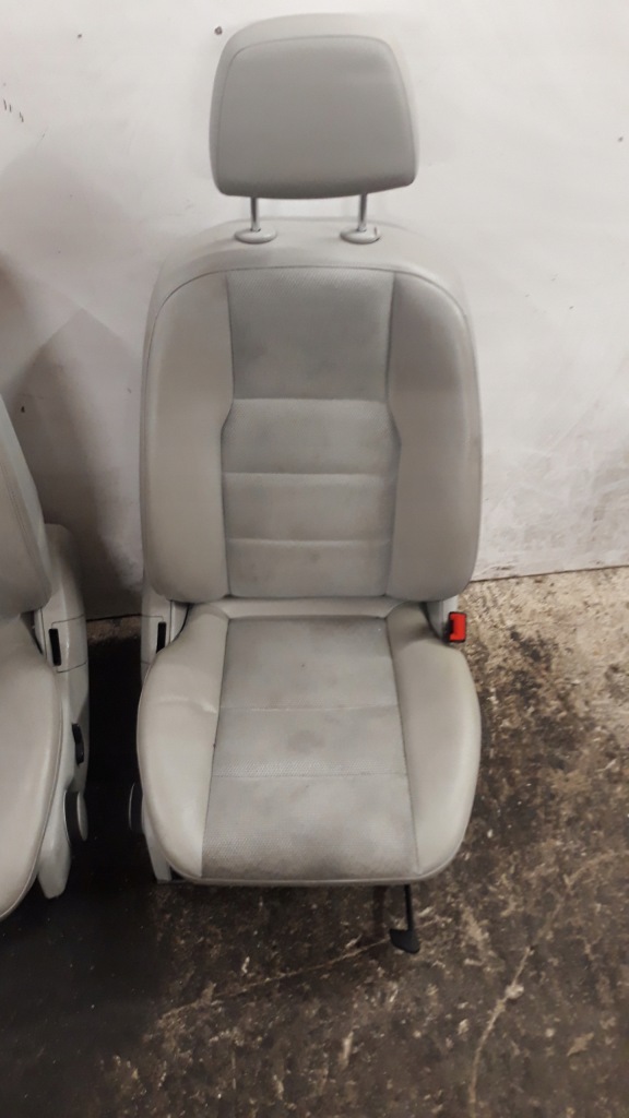 фото №9, Сиденья обивка кожа eu sedan mercedes w204 08-