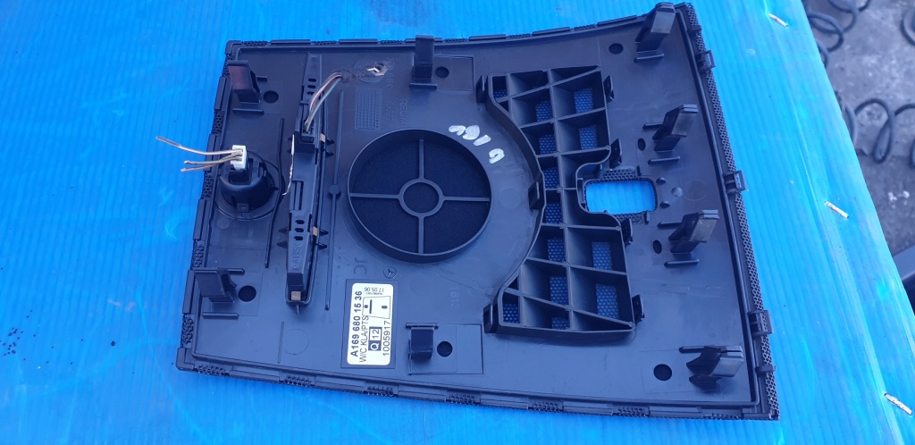 Mercedes w169 накладка защита заглушка динамика a1696801536 Недорого