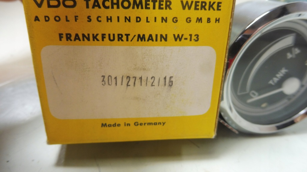 Купить Приборная панель указатель топлива vdo 301/271/2/15 retro 12v