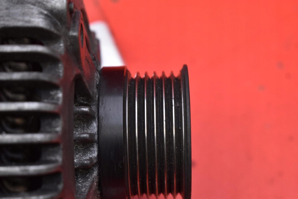 Генератор 30795423 volvo v50 1 1 1.6 d 110 km 03-11 в Украине