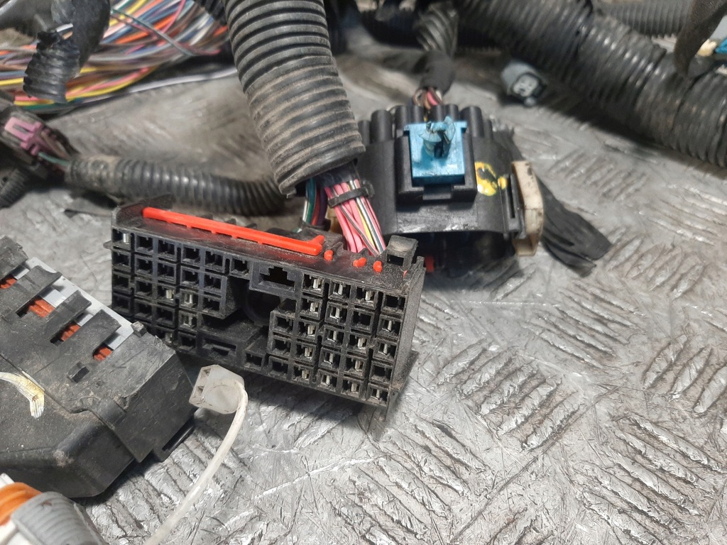 фото №12, Chevrolet silverado 5.3 12r жгут отсек двигателя