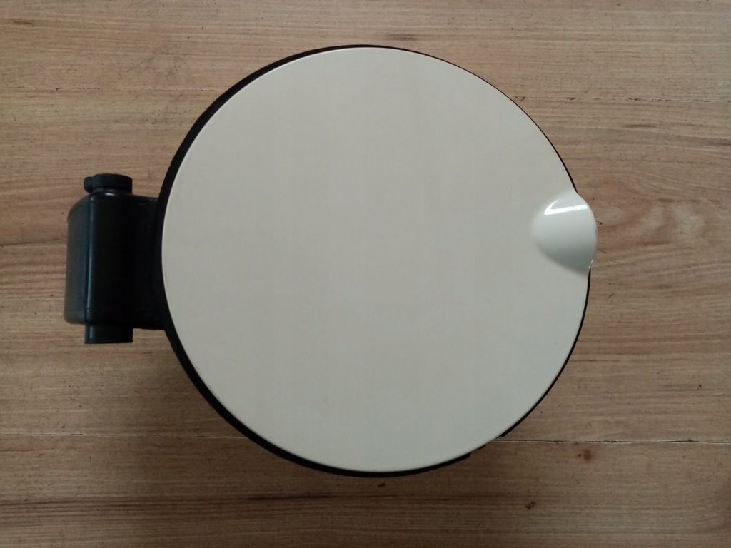 фото №1, Mini cooper one заливная горловина топлива 1186