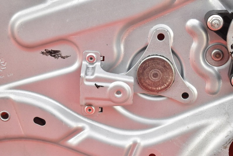 фото №7, Підйомник скло лівий задня 83470-2kxxx kia soul 1 i 08-13