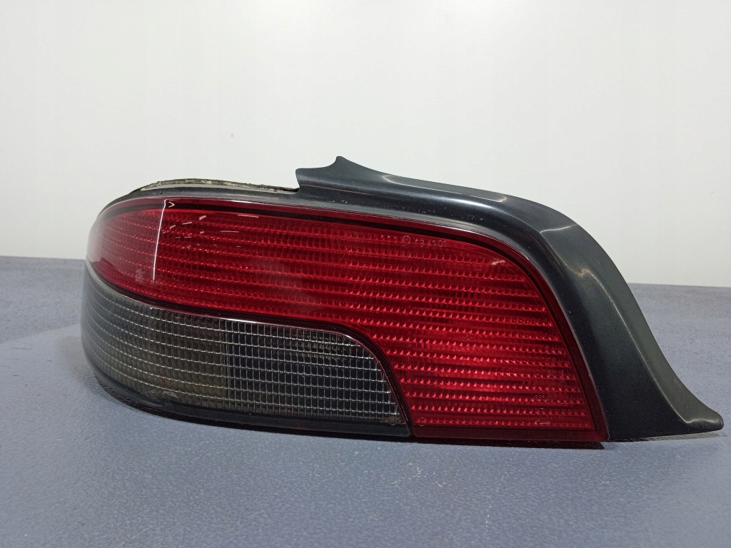 фото №1, Peugeot 306 cabrio lift лампа задняя левая задняя