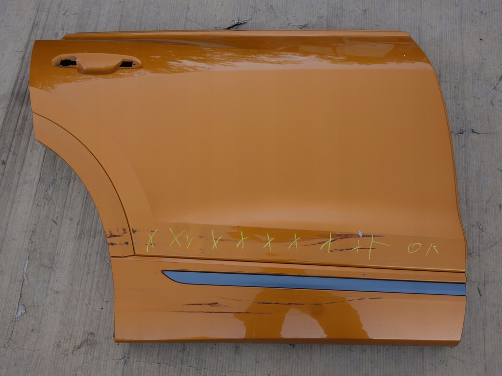 фото №1, Двері audi q8 правий задня + молдинг