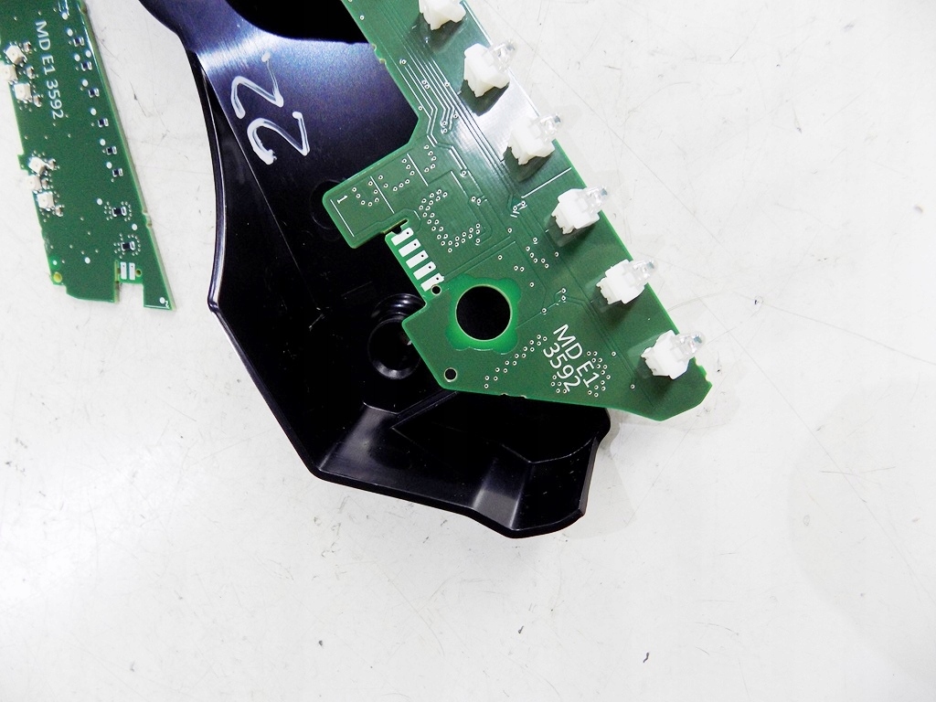 фото №7, Bmw i3 i01 діоди led пластина лампи кришки права