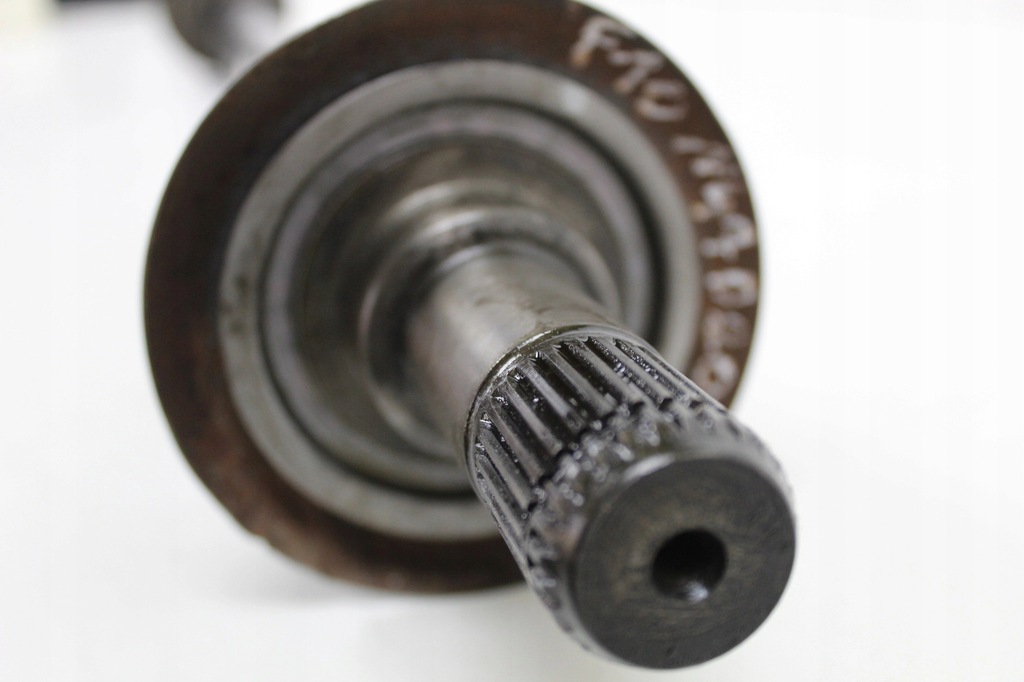 фото №6, Приводной вал задняя задняя правая bmw f10 f11 2.0d 7581028