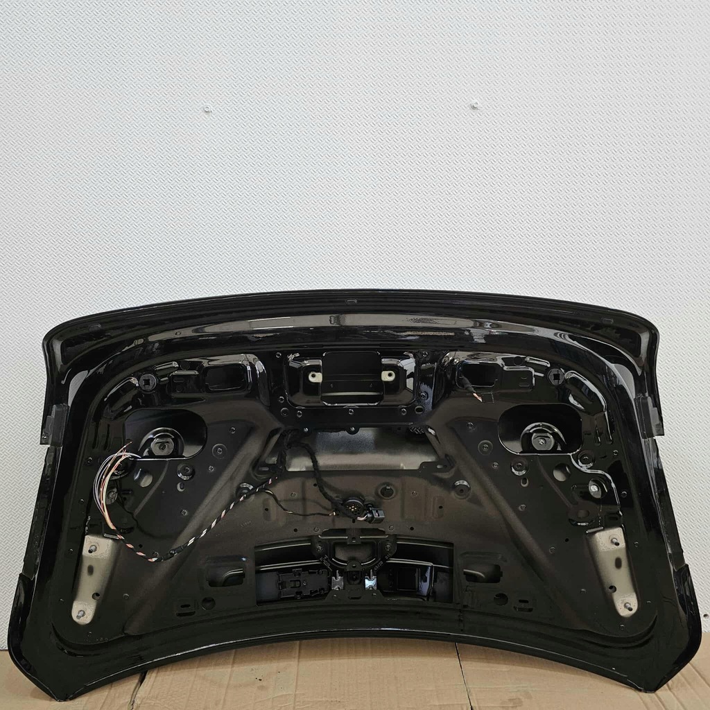 фото №8, Porsche taycan 9j1 крышка багажника задняя задняя багажника lc9x