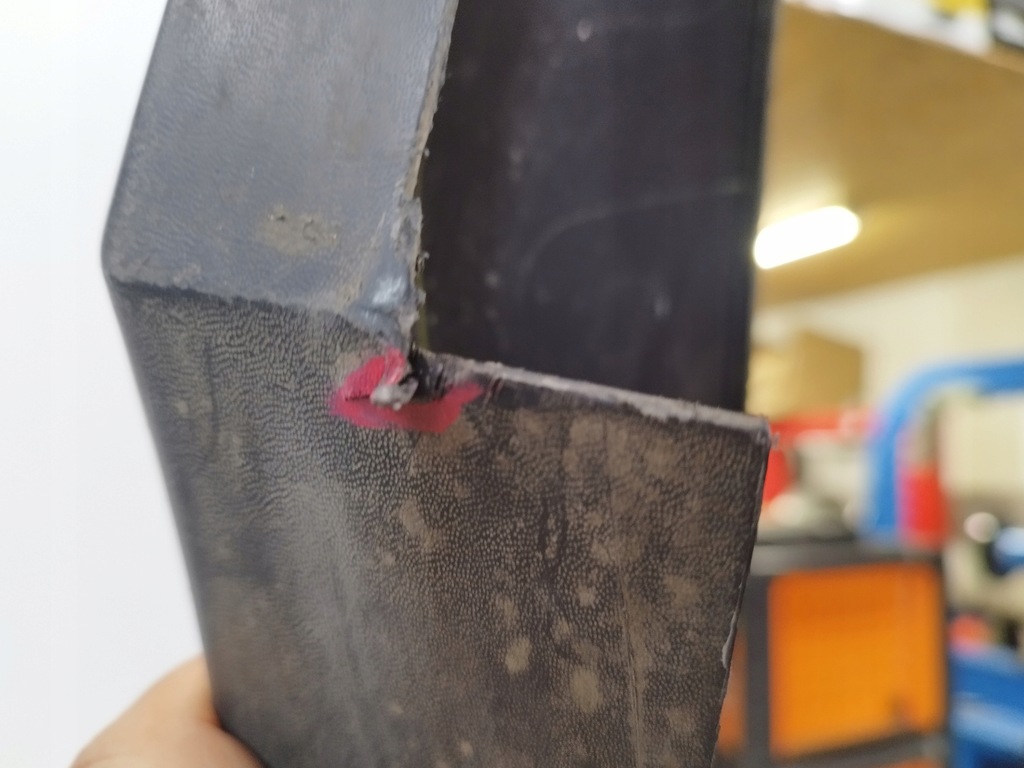 фото №15, Ford ranger mk2 молдинг захист крила правий перед ud2g-51w21