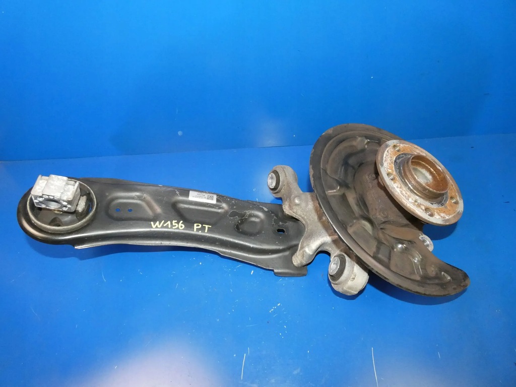 фото №1, Mercedes gla w156 x156 поворотный кулак ступица рычаг правый задняя