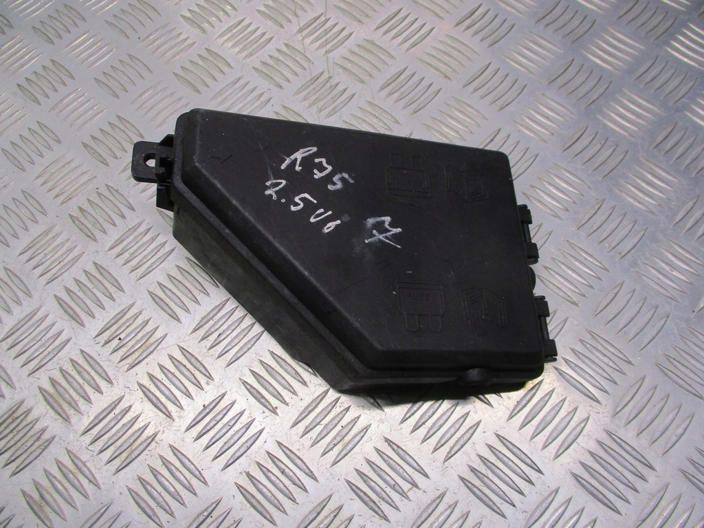 фото №1, Коробка запобіжників rover 75 2.5 v6