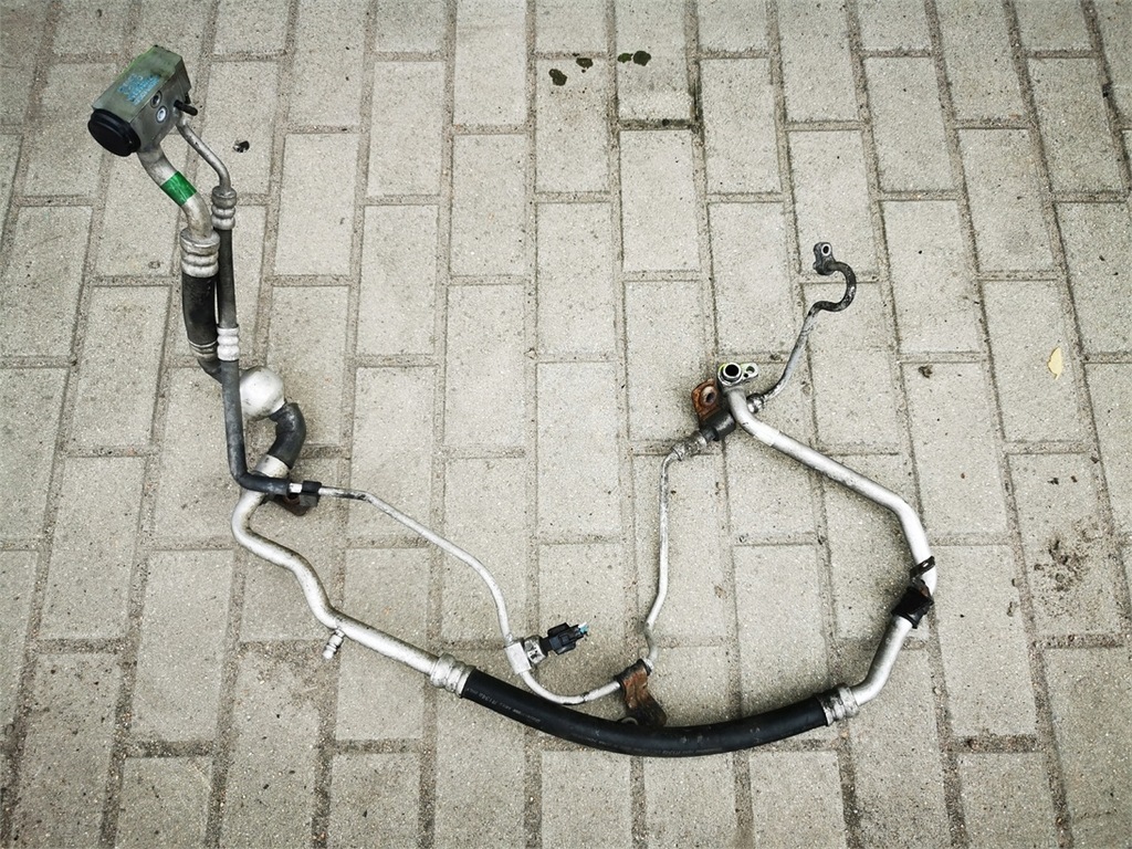 фото №1, Kia ceed i 06-12 2.0 crdi шланг кондиционера