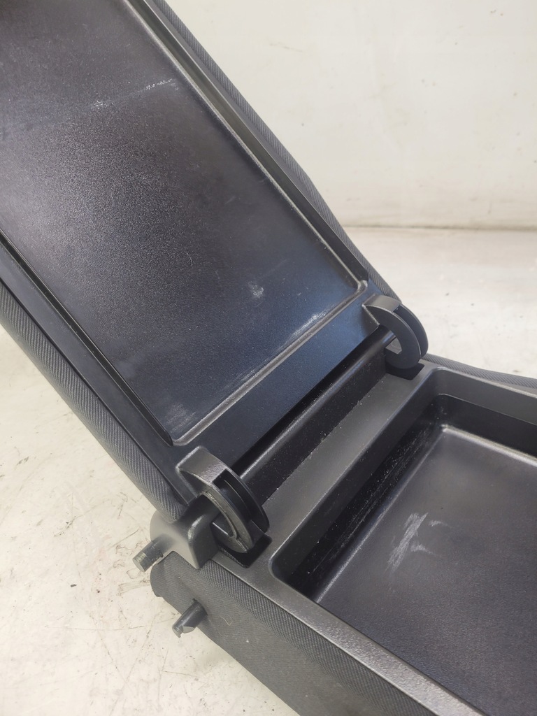 фото №7, Підлокітник сидіння задня audi a4 b6 b7 велюр