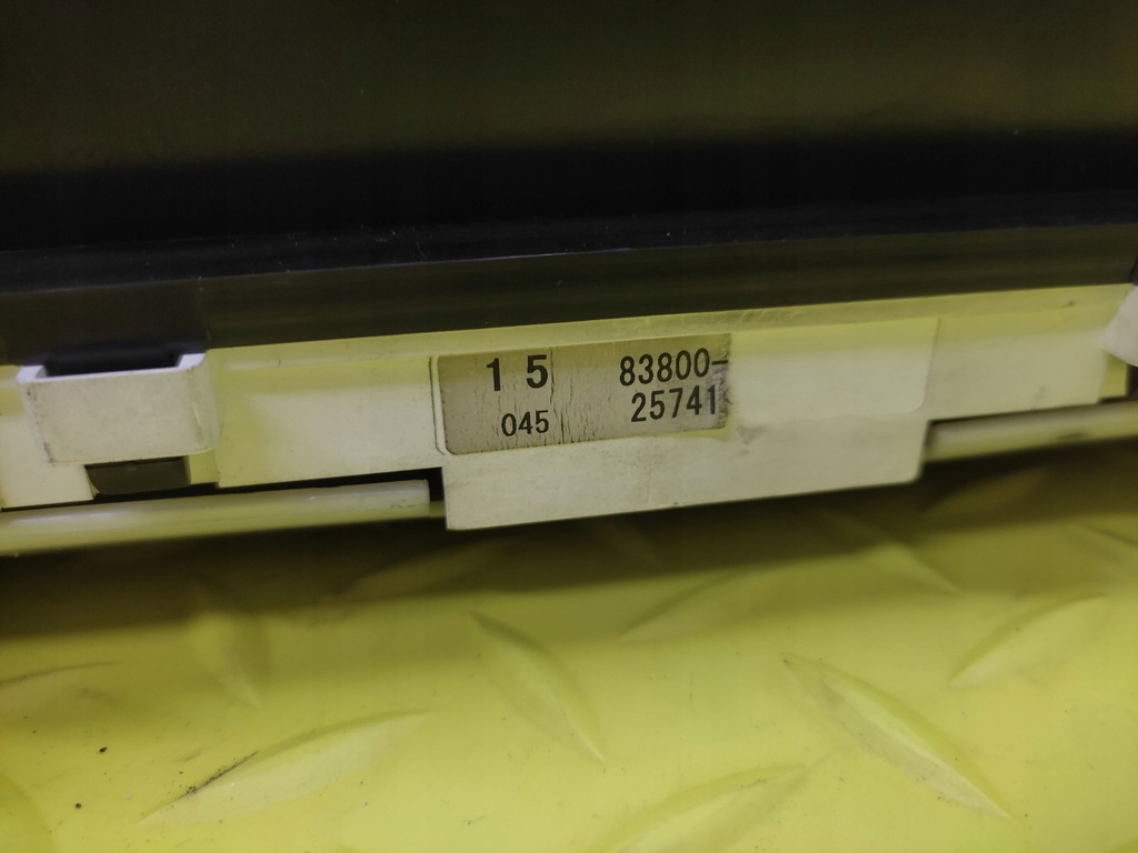 фото №8, Toyota corolla verso счетчик приборы 8380025741