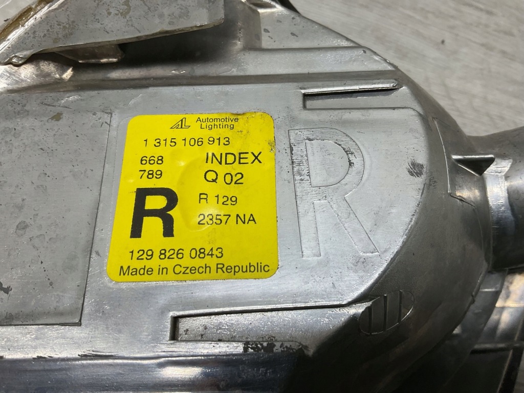 Лампа поворотник правый перед mercedes sl r129 1315106913 1298260843 Киев