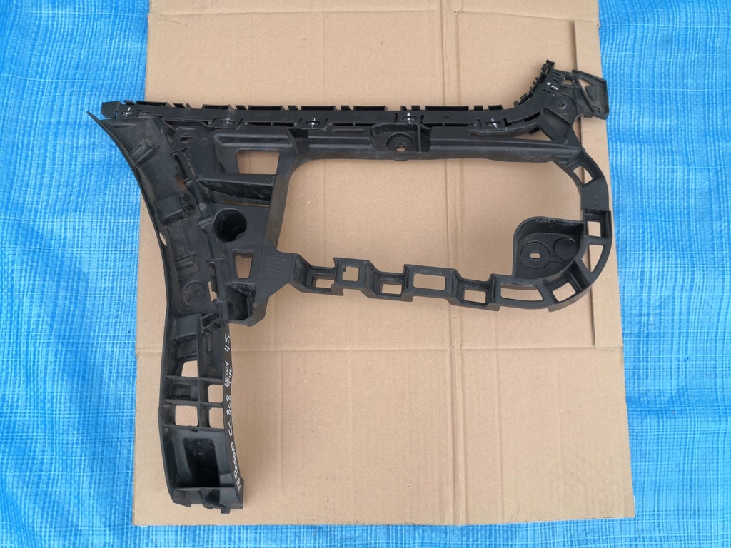 фото №1, Vw passat cc 3c8 направляющая левый бампера заднего задняя