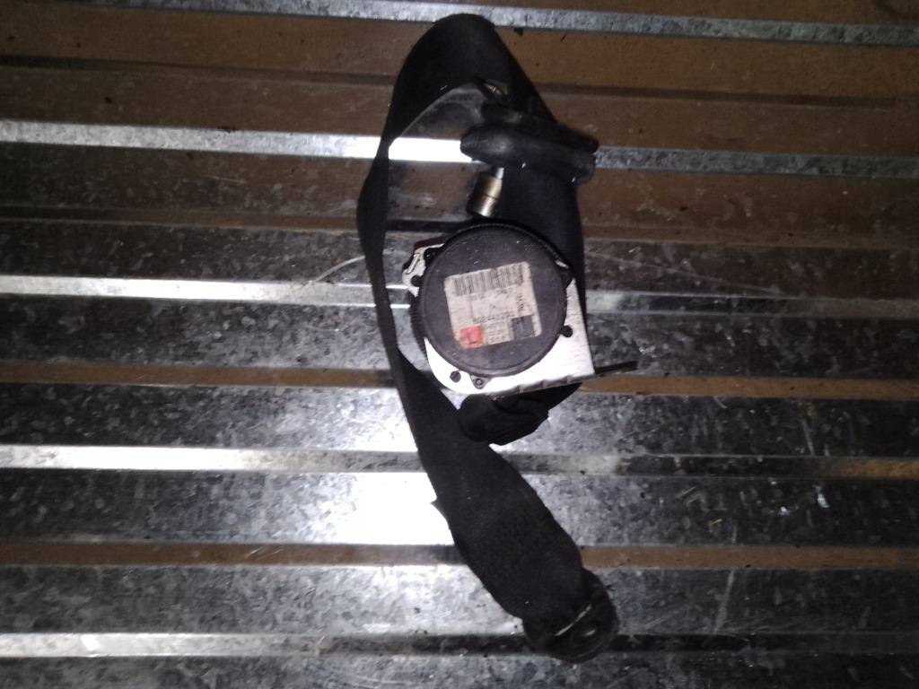 фото №1, Pas безопасности левый задняя colt vi z30 602441200